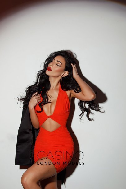 london escort services slim GFE dinner date MAYLA