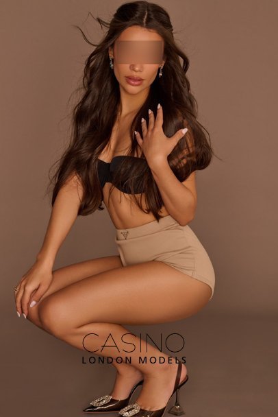 london escorts latin petite upmarket dinner date JESSY