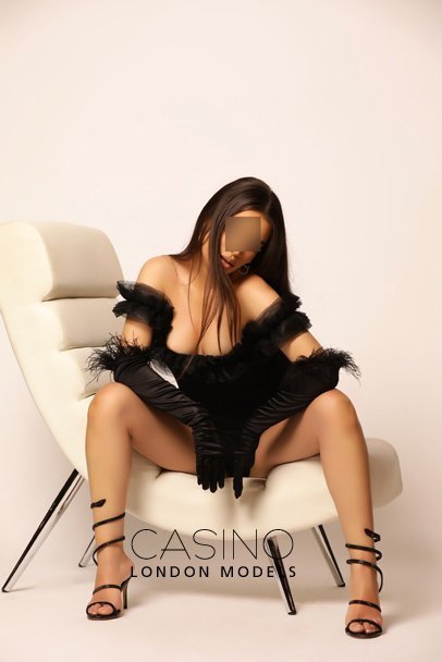 london escorts latin petite upmarket dinner date JESSY