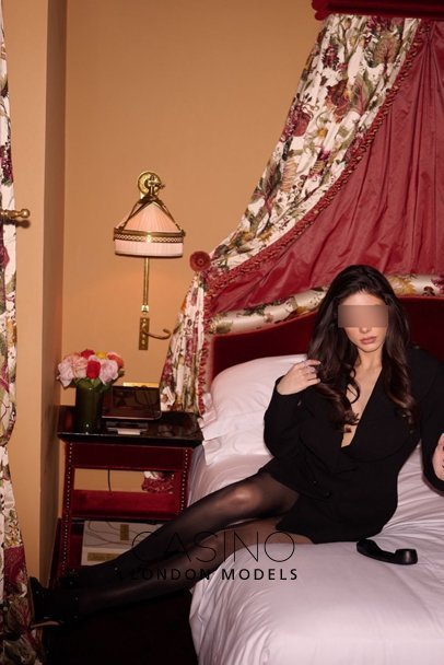 high class london escorts latin girls CRISTINA