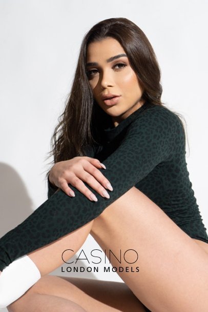 elite escorts international petite young busty Andaluzia