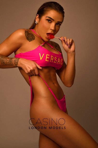 elite escorts international petite young busty Andaluzia