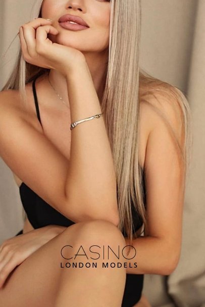 elite london escorts upmarket parties dinner date EVELYN
