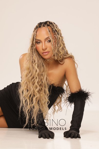 young escorts elite girls slim sexy latin ETHNA