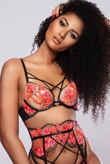 english escorts london elite high class UK girls GIGI